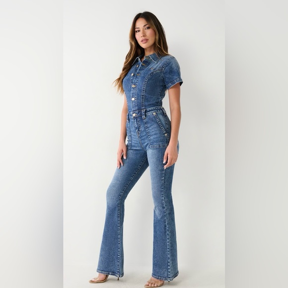 MAKE AN OFFER - NWT True Religion Denim Flare Jumpsuit - Small & Medium - Picture 1 of 7